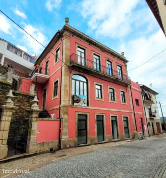 Prédio reabilitado preparado para investimento | 8 unidades + rooftop - Grande imagem: 4/40