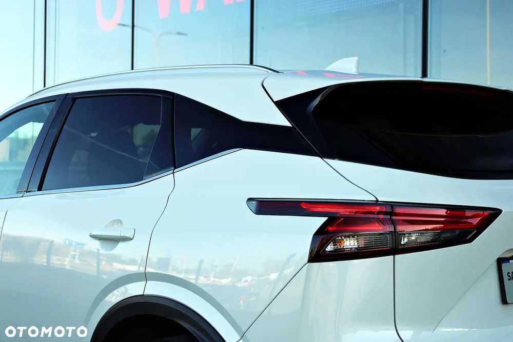 Nissan Qashqai 1.3 DIG-T N-Connecta DCT - 11