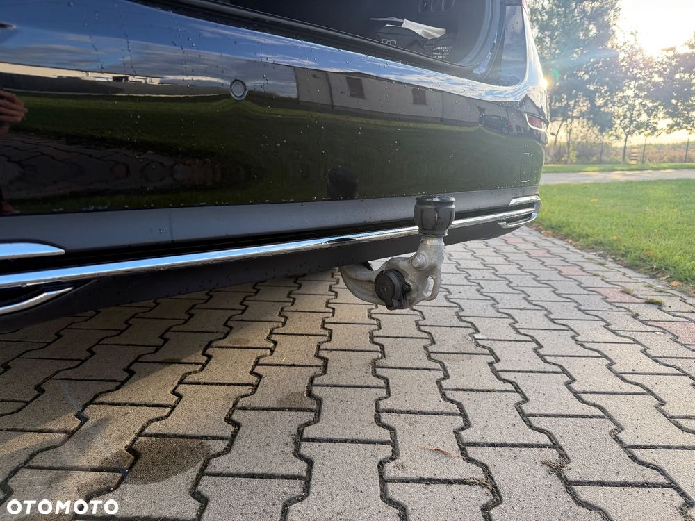Mercedes-Benz Klasa E 400e 4Matic 9G-TRONIC - 17