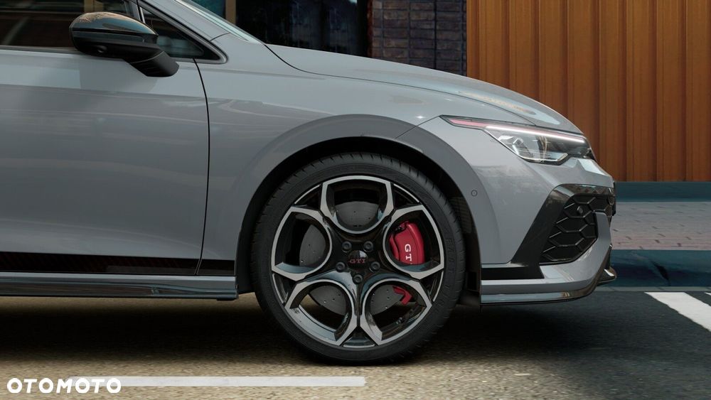 Volkswagen Golf - 11