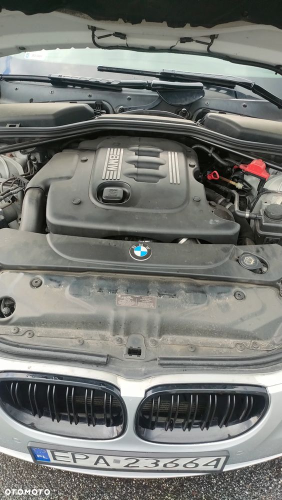 BMW Seria 5 520d Special Edition - 11