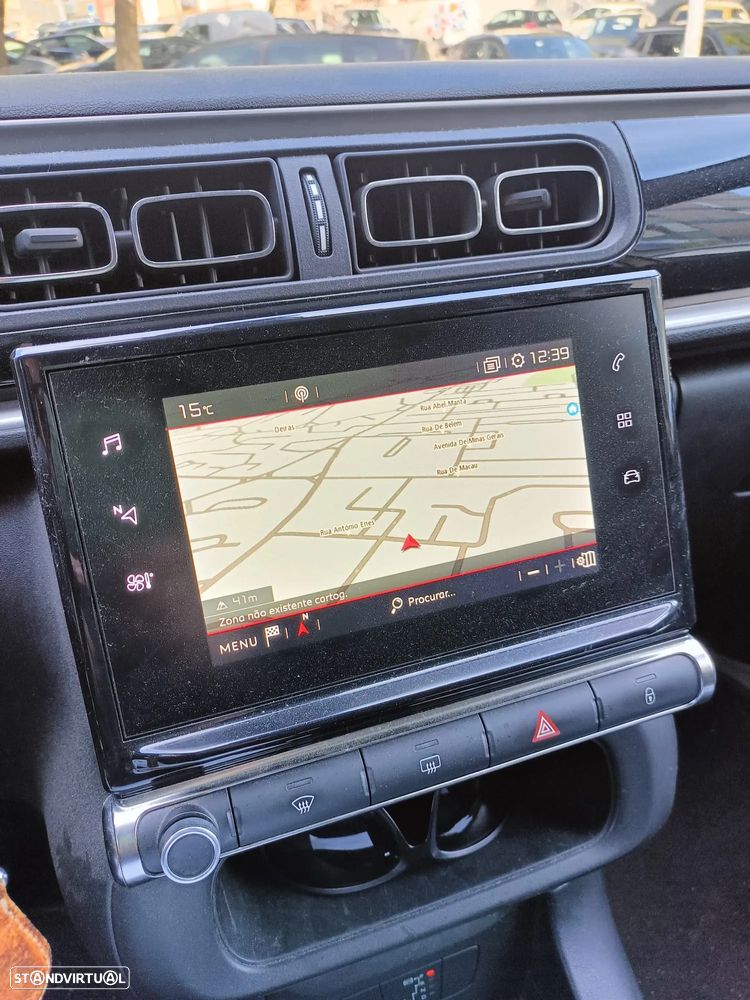 Citroën C3 1.2 PureTech Shine EAT6 - 18