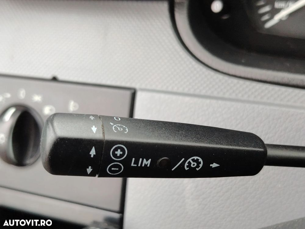 Mercedes-Benz Vito - 31