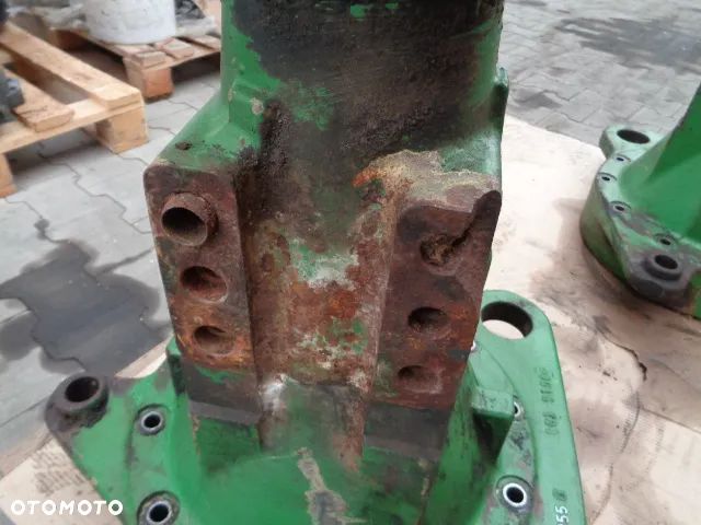 Zwolnica układ planetarny obudowa John Deere 6100 - 3
