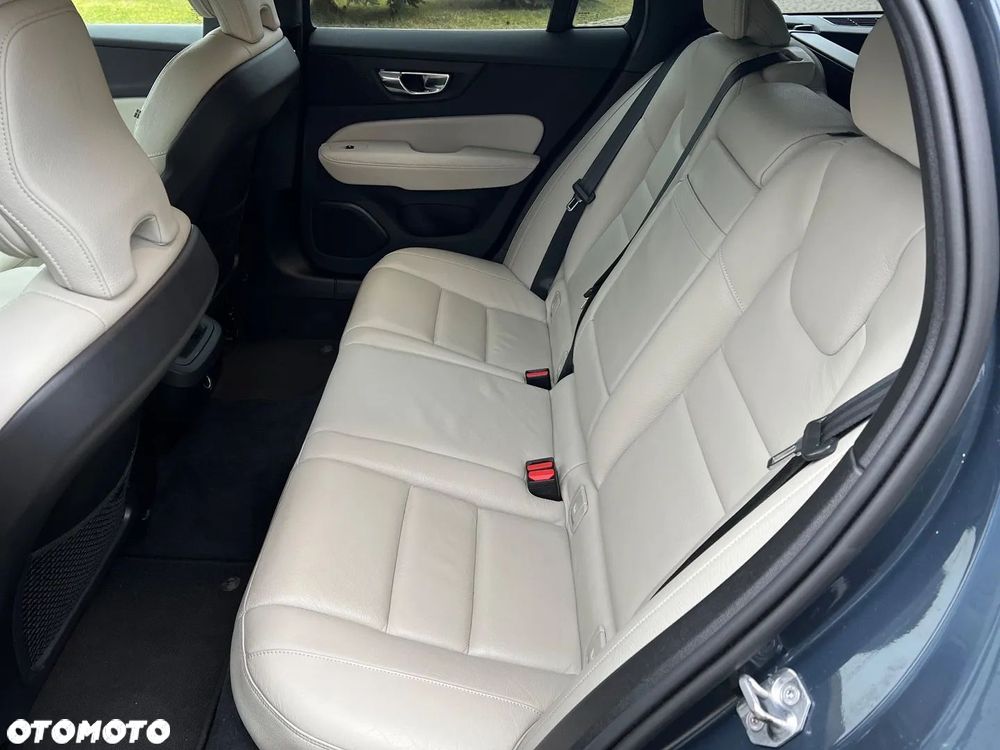 Volvo V60 - 34
