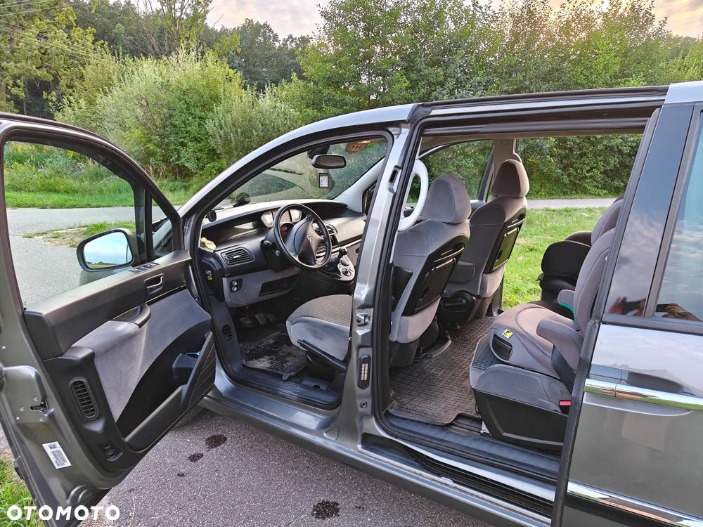 Citroën C8 - 9