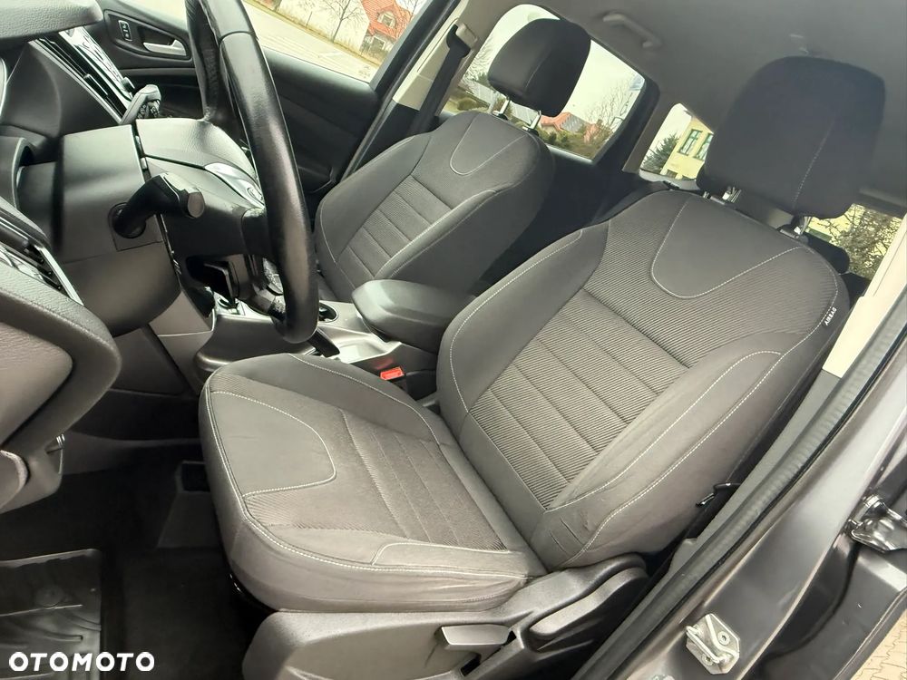Ford Kuga 2.0 TDCi 4x4 SYNC - 27