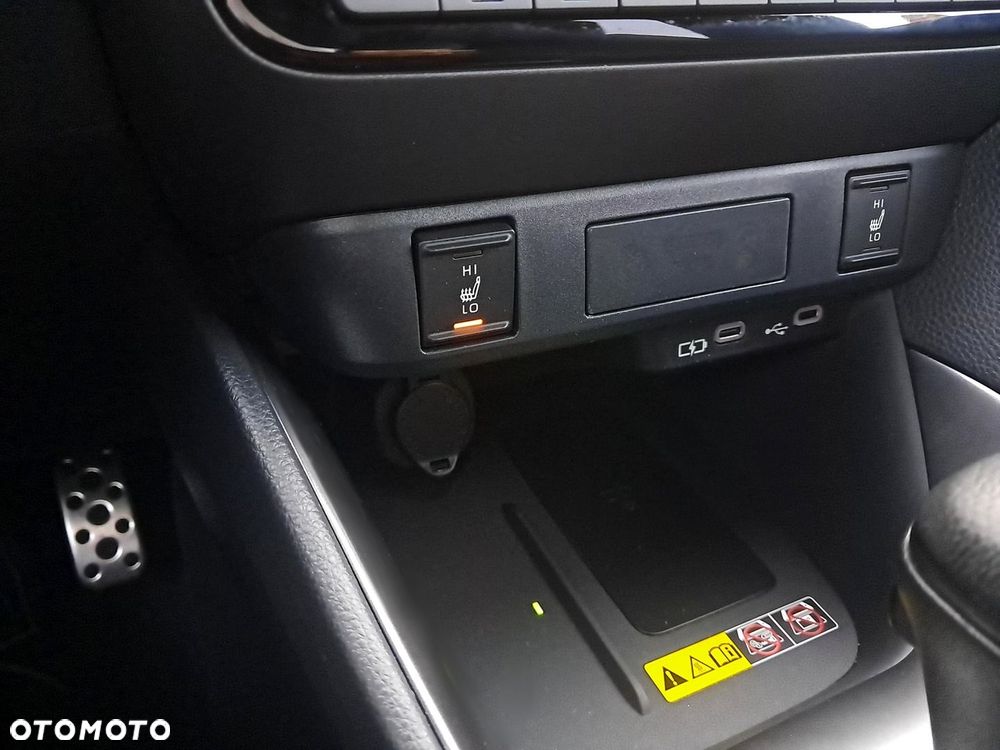 Toyota Yaris - 22