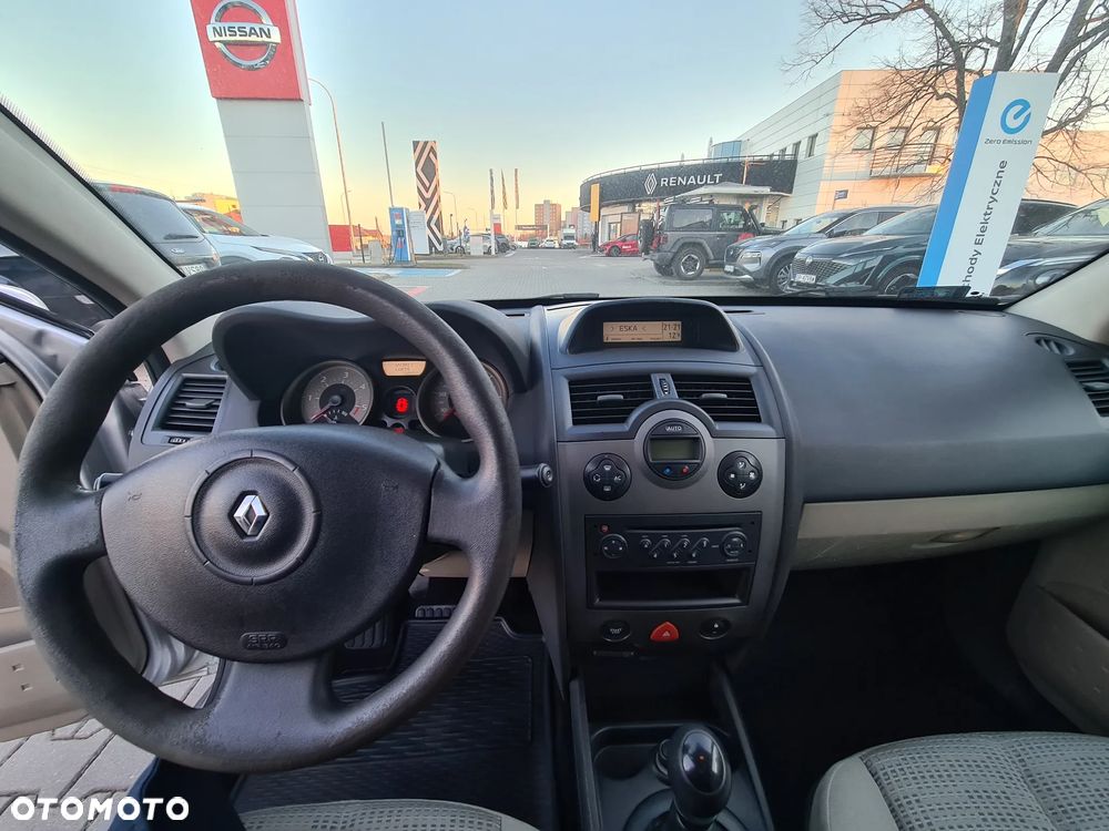 Renault Megane 1.5 dCi Expression - 12