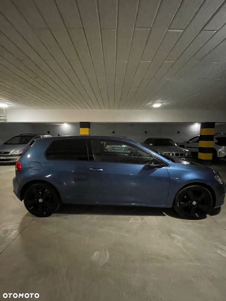 Volkswagen Golf 2.0 TDI BlueMotion Technology Lounge - 18