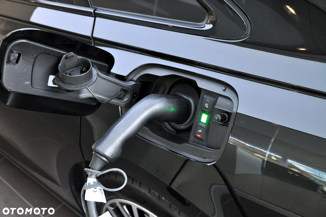 Audi A8 - 12