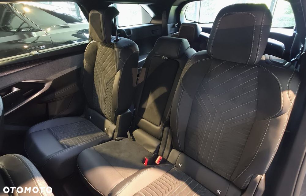 Peugeot 5008 1.2 PureTech mHEV GT Exclusive S&S e-DCS6 - 24