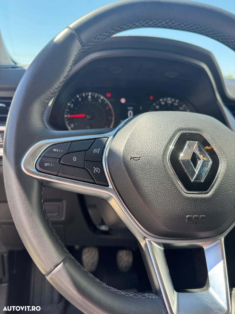 Renault Captur - 17