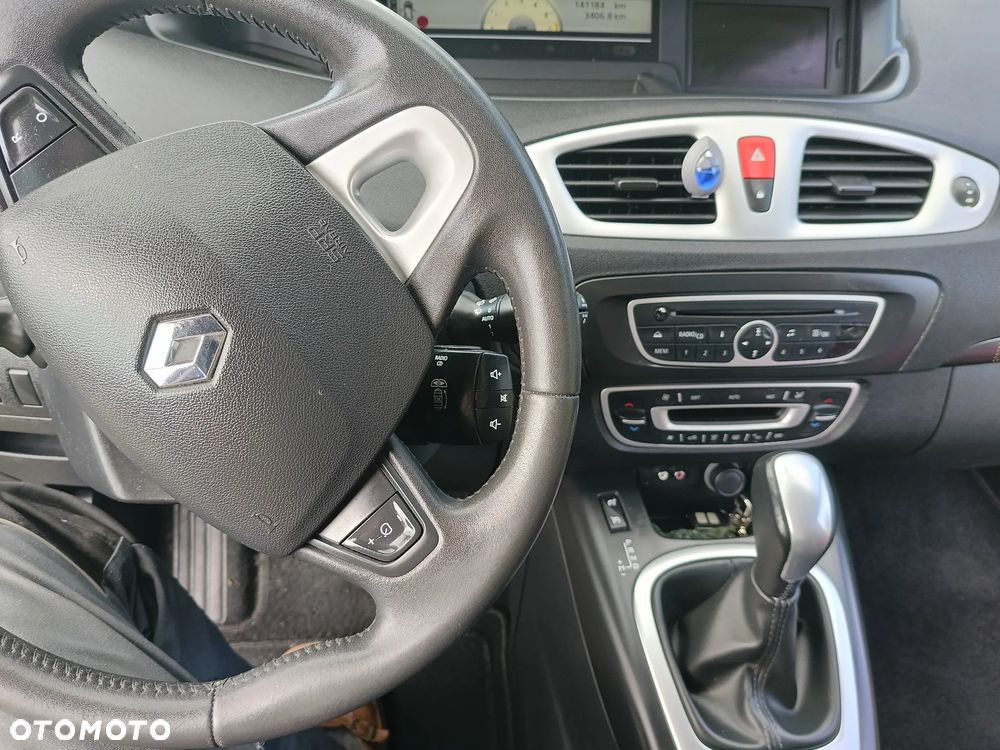Renault Scenic 1.5 dCi Tech Run EDC - 13