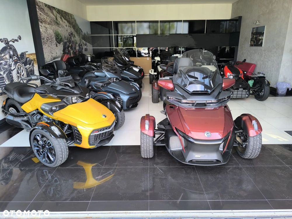Can-Am Spyder - 4