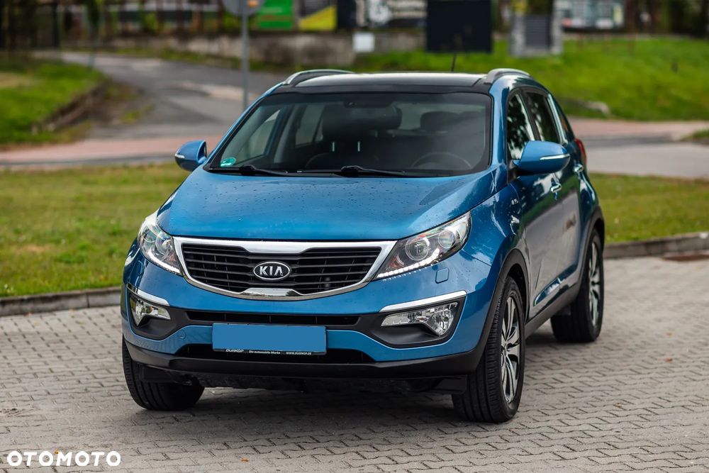 Kia Sportage 2.0 CRDI 4WD Automatik Dream-Team Edition - 2