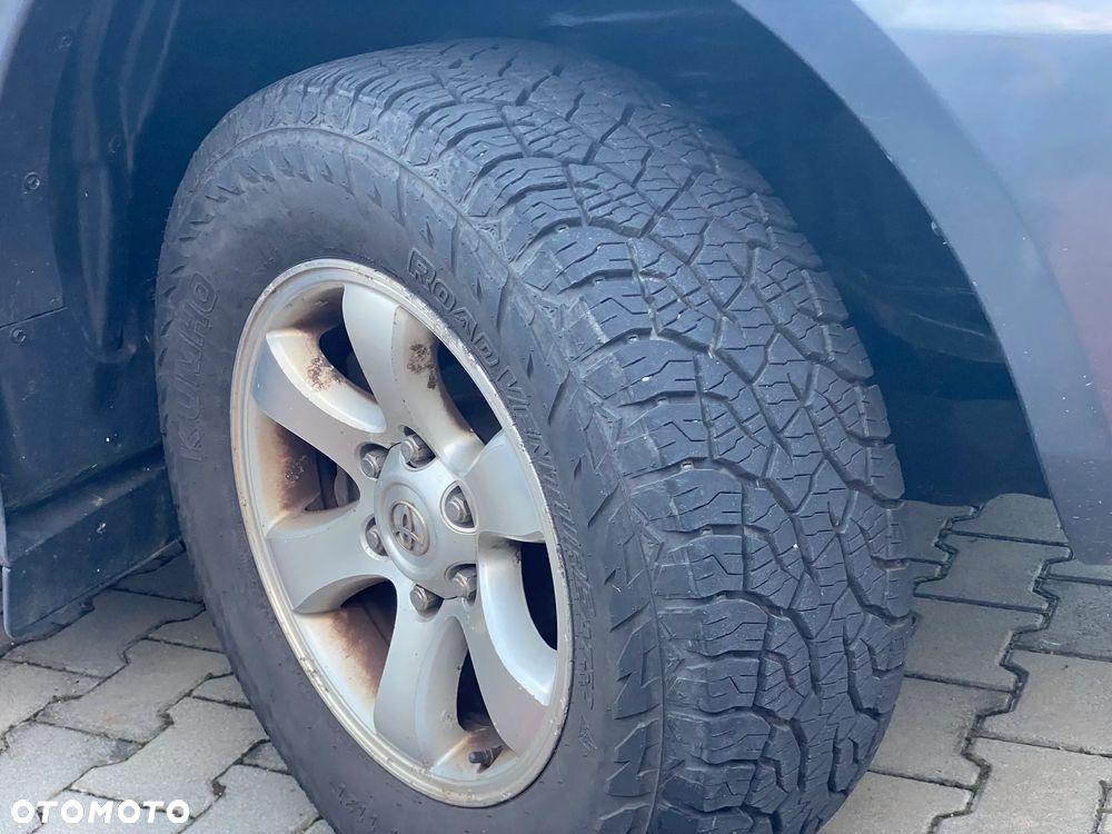 Toyota Land Cruiser - 24