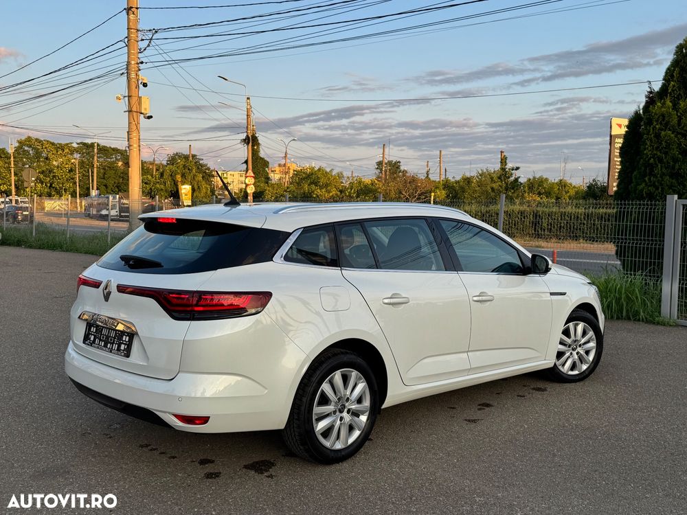 Renault Megane TCe 140 GPF EDC BUSINESS EDITION - 22
