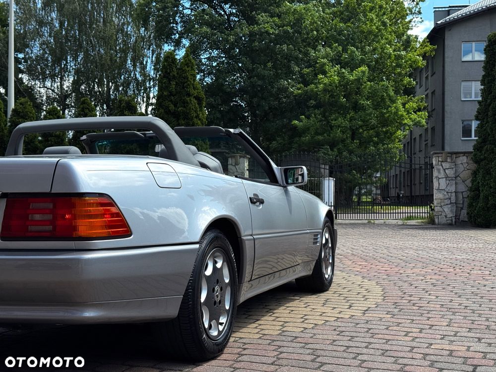 Mercedes-Benz SL - 22