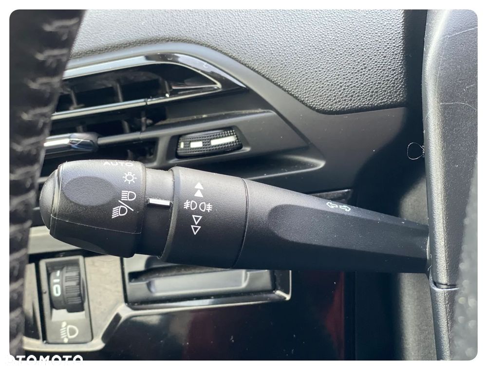 Citroën C4 Picasso 1.6 e-HDi Exclusive - 30