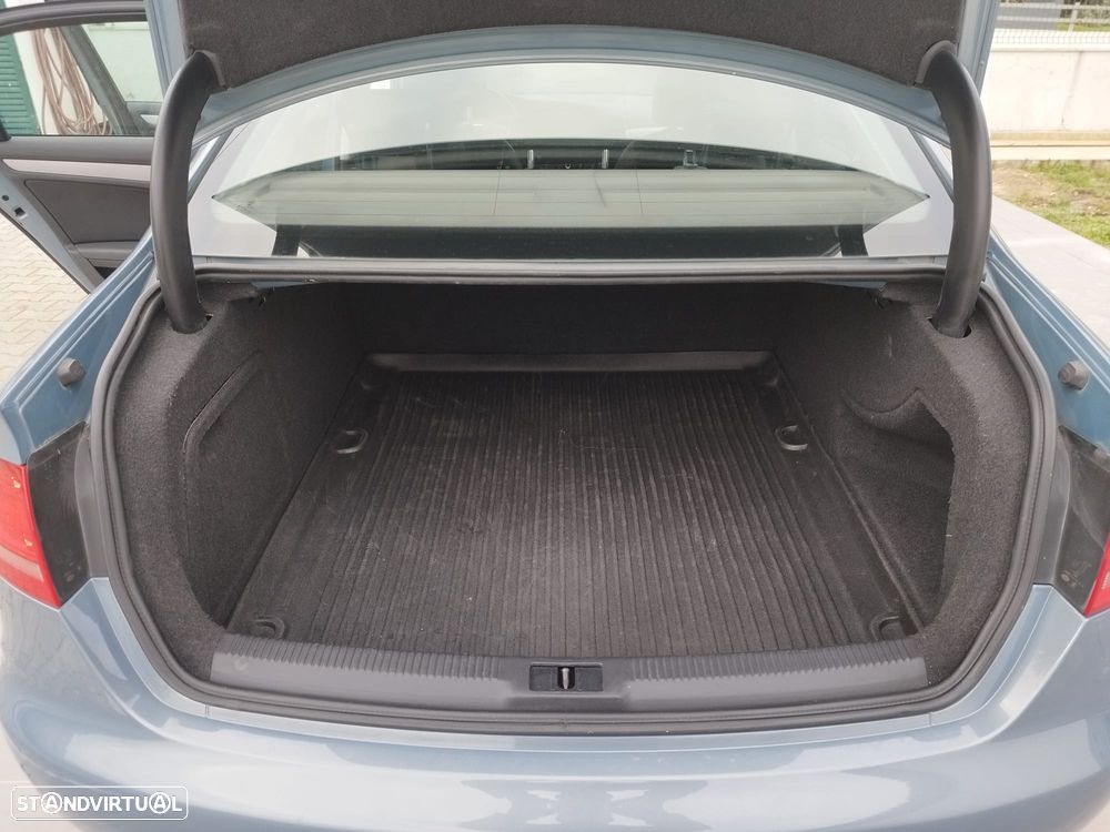 Audi A4 2.0 TDI Sport - 26