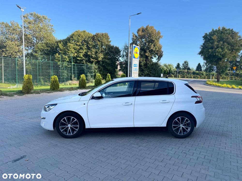 Peugeot 308 1.6 BlueHDi Allure S&S - 8
