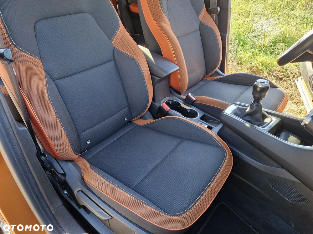 Renault Captur 1.0 TCe Intens - 25