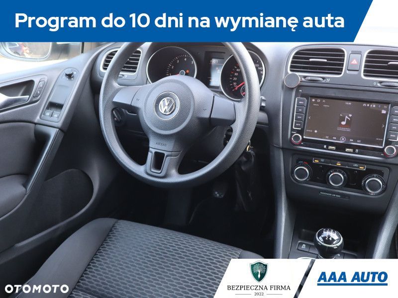 Volkswagen Golf - 9
