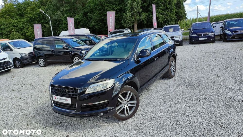 Audi Q7 - 11