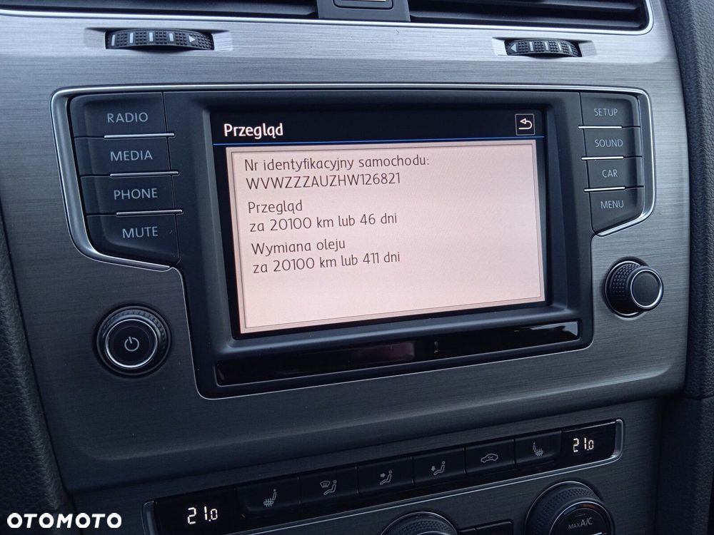 Volkswagen Golf 1.2 TSI BMT Comfortline - 25