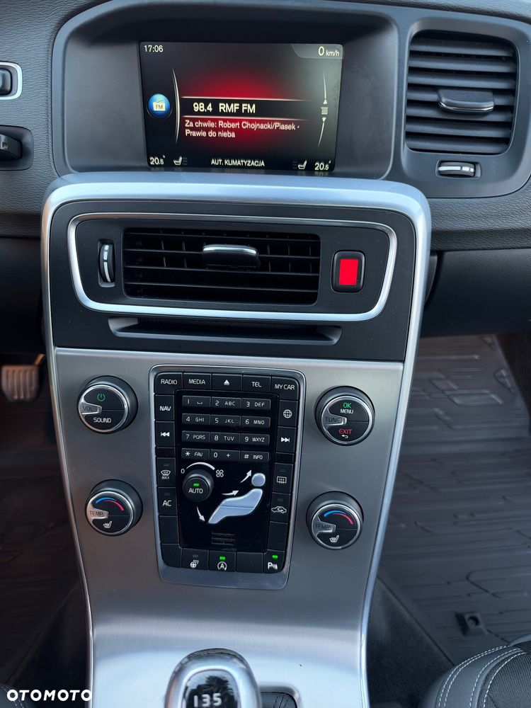 Volvo S60 D4 Momentum - 30
