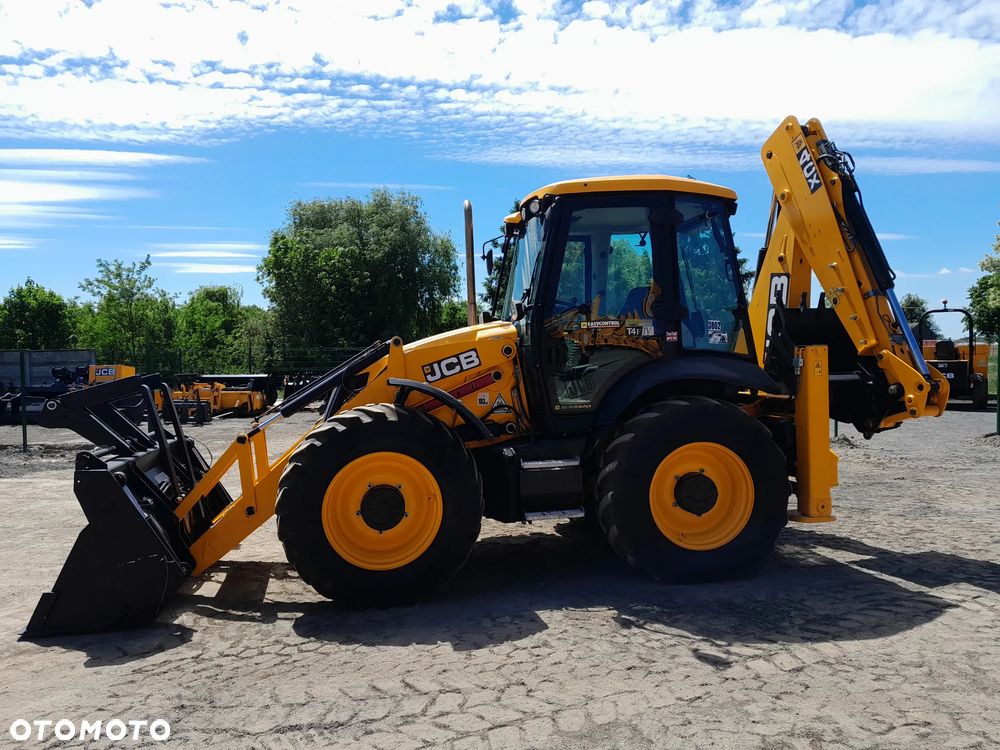 JCB JCB 4CX AEC  2018r - 5