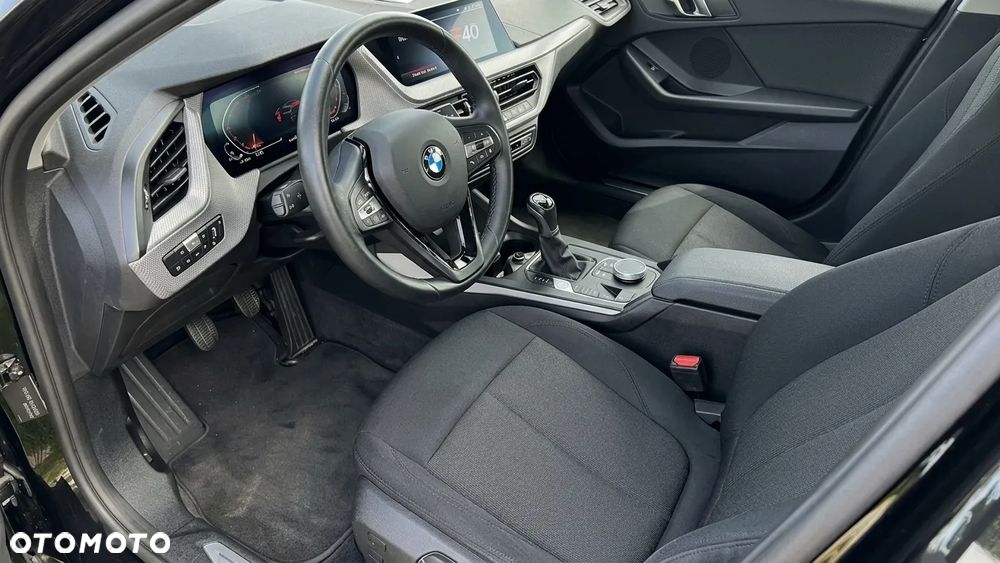 BMW Seria 1 118i Advantage - 10