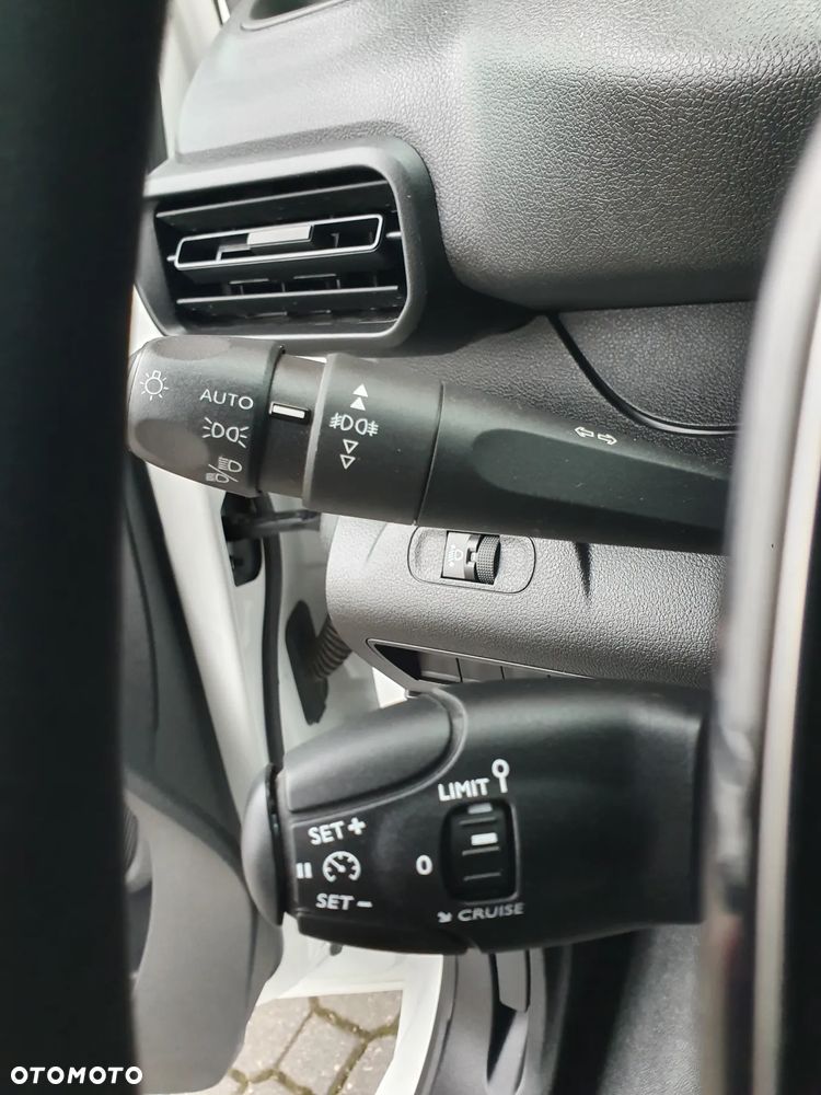 Peugeot Partner - 27