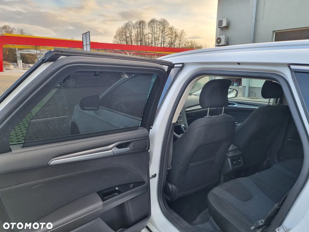 Ford Mondeo 2.0 TDCi Bi-Turbo PowerShift-Aut Titanium - 33