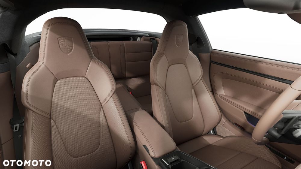 Porsche 911 Targa T-Hybrid 4 GTS - 4