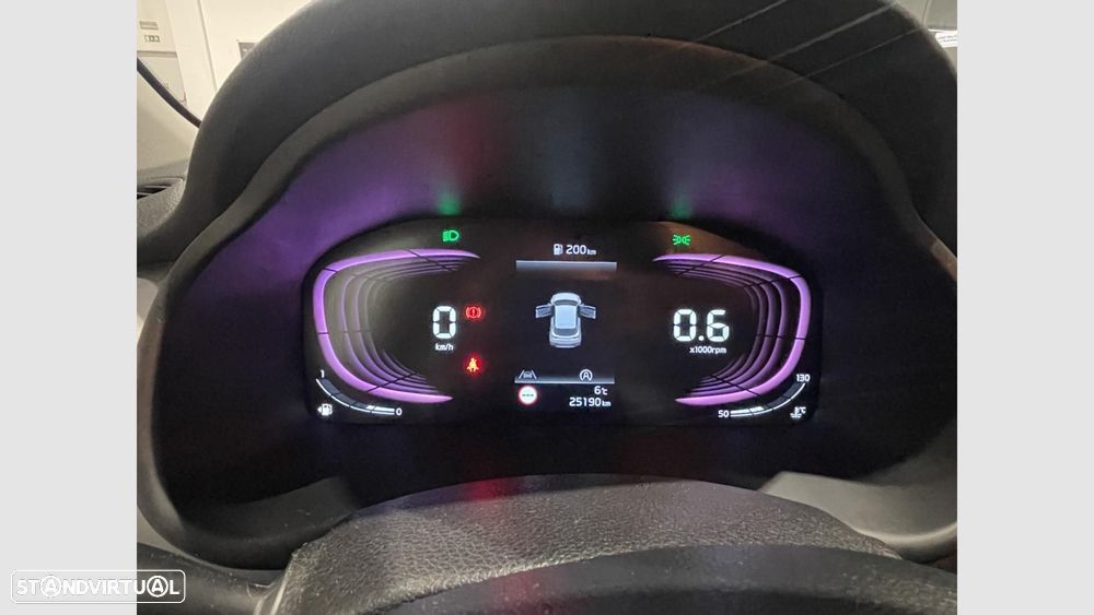 Kia Stonic 1.2 MPi Dynamic — fotografia 12