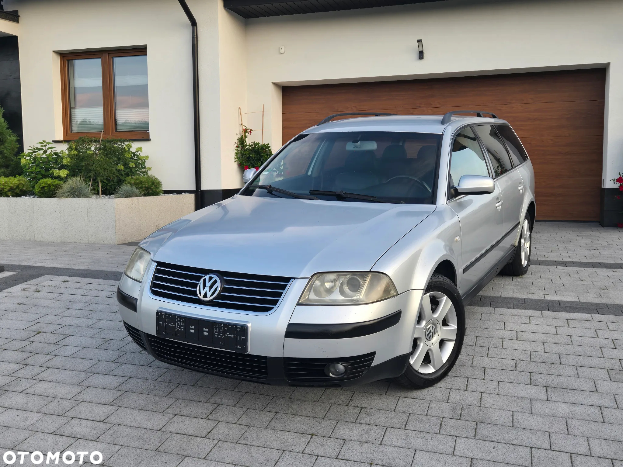 Volkswagen Passat 1.9 TDI Highline Tiptr - 4