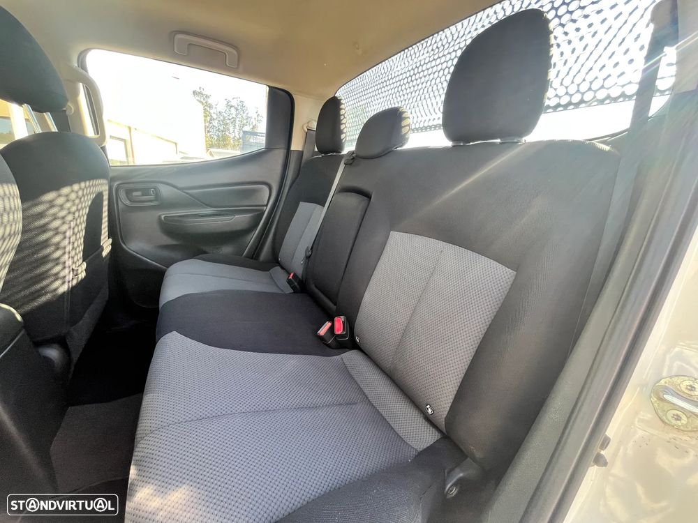 Mitsubishi L200 CAB/DUPLA 4X4 150cv - 8