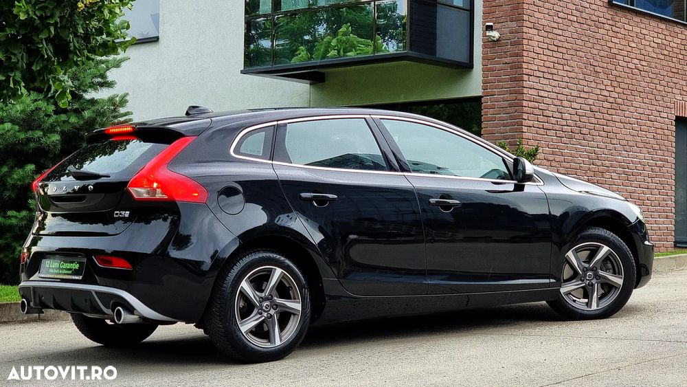 Volvo V40 D3 Geartronic RDesign - 20