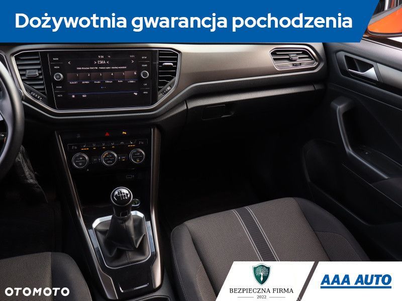 Volkswagen T-Roc - 10