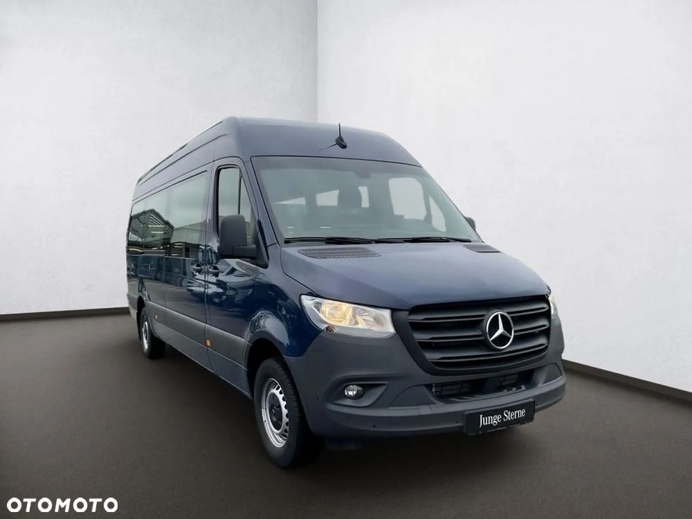 Mercedes-Benz Sprinter - 4