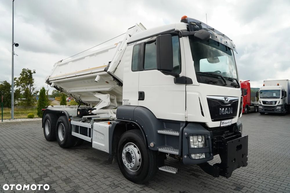 MAN TGS 26.460 / 6X4 / 3 STRONNA WYWROTKA / HYDROBURTA / CZOŁOWNICA  / AUTOMAT / - 9