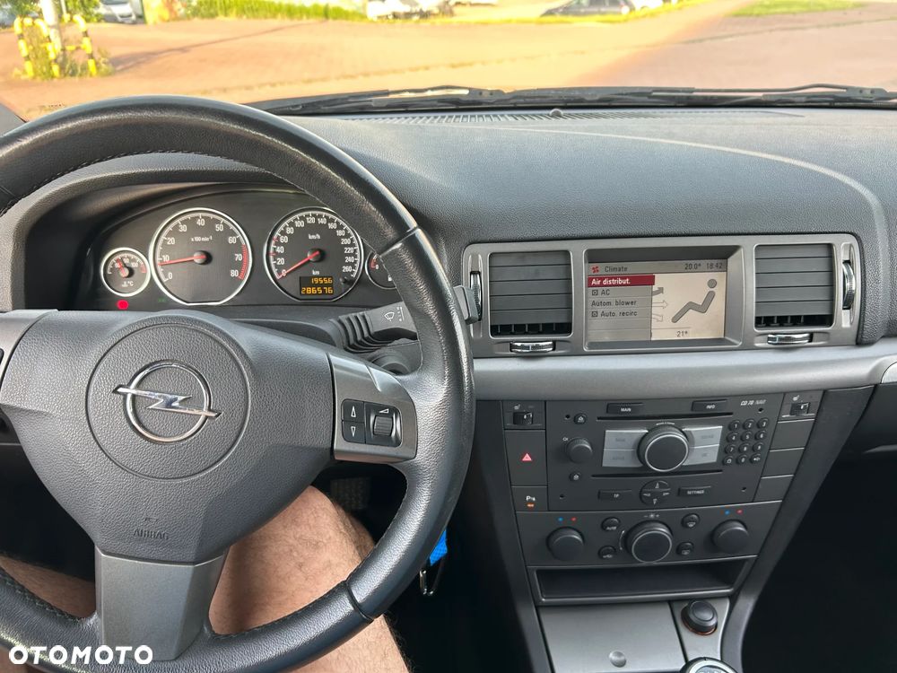 Opel Signum 2.0 T Elegance - 10
