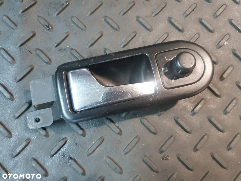 VOLKSWAGEN PASSAT B5 96-00 KLAMKA WEWNĘTRZNA LEWA 3B1837113 - 1