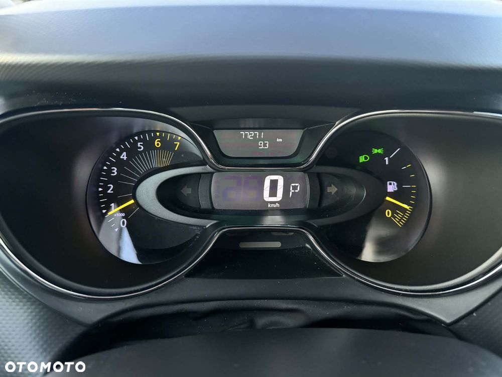 Renault Captur - 13