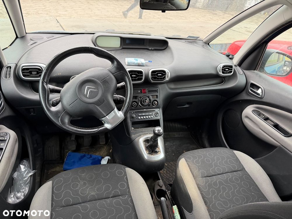 Citroën C3 Picasso 1.4 VTi 2010 Kod Lakieru: KGWC - 2