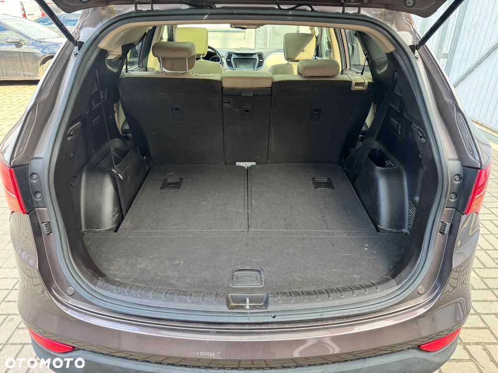 Hyundai Grand Santa Fe 2.2 CRDi Executive 7os - 22