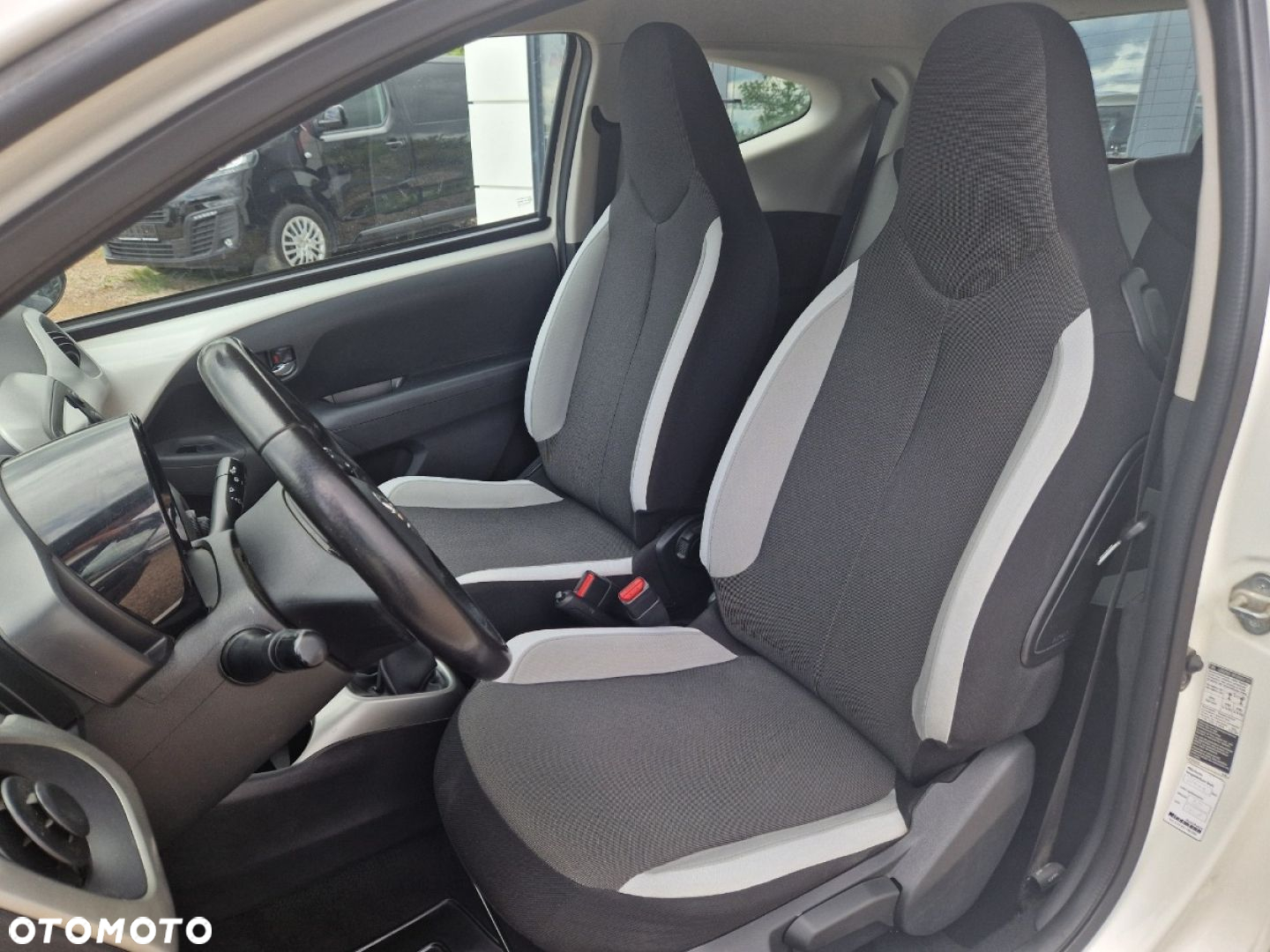 Toyota Aygo 1.0 VVT-i Sprint EU6 - 9