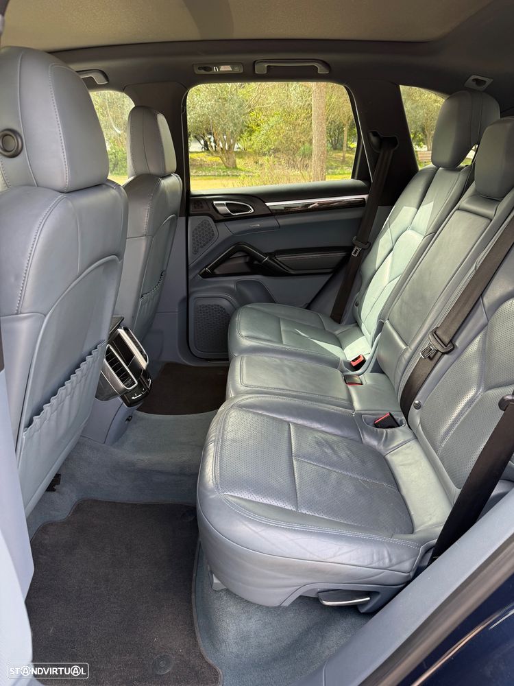 Porsche Cayenne 3.0 V6 - 8